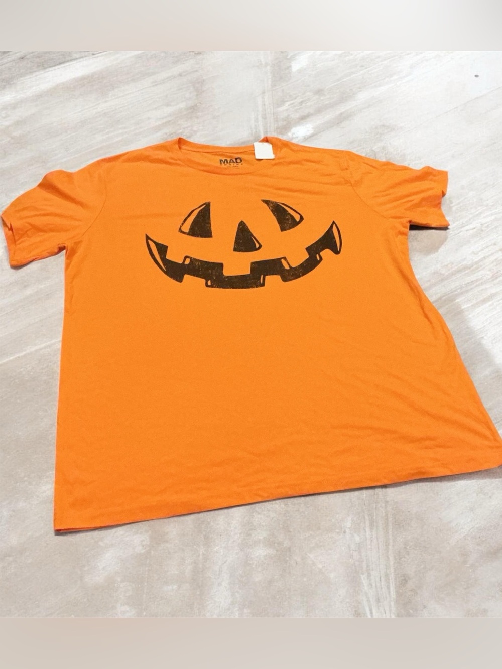 Men’s Orange Halloween Pumpkin Face Tee